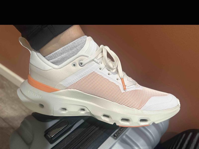 Review Thumbnail Image 2 244702401