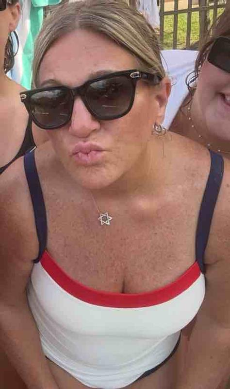 Review Thumbnail Image 1 243385322