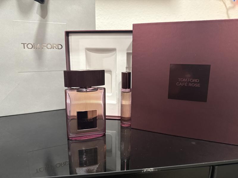 Customer photo for "10/10 Good gift for mom!"