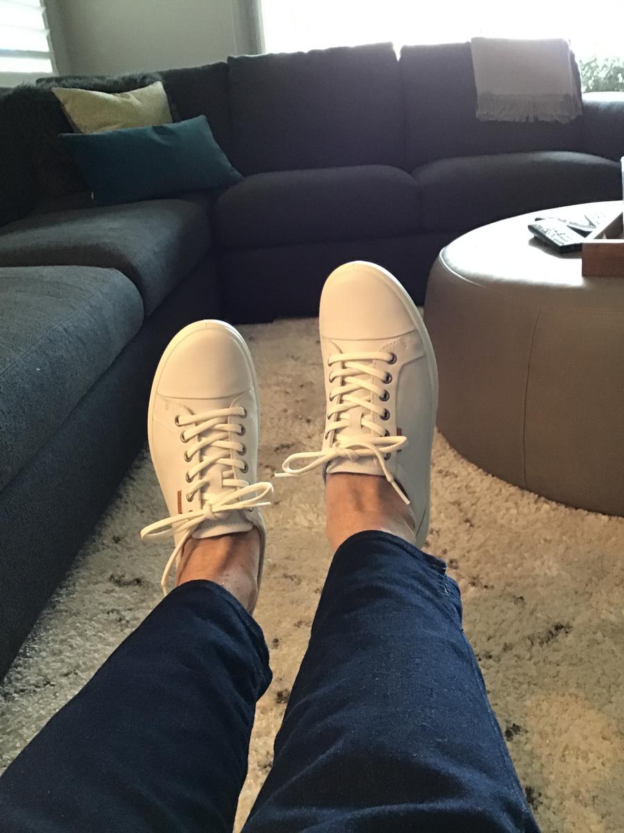 So comfortable sneaker