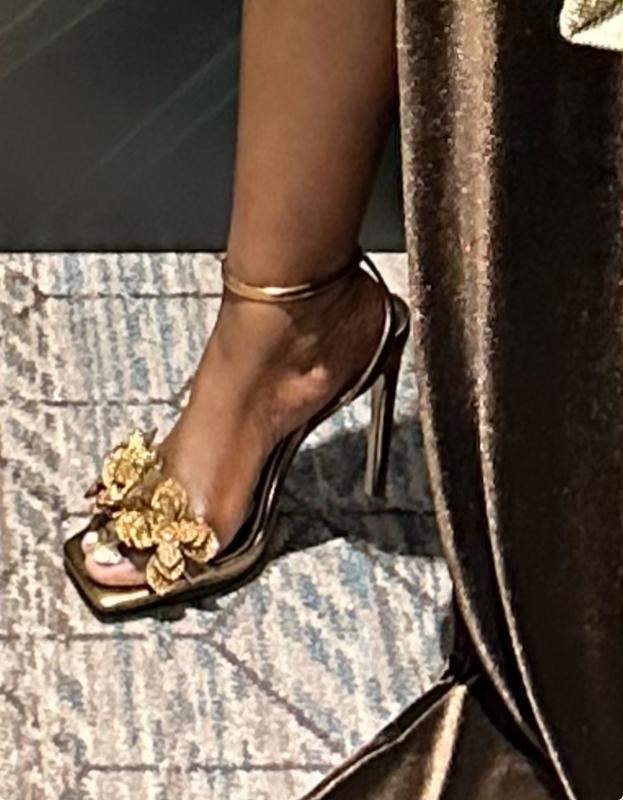 Review Thumbnail Image 1 229969893