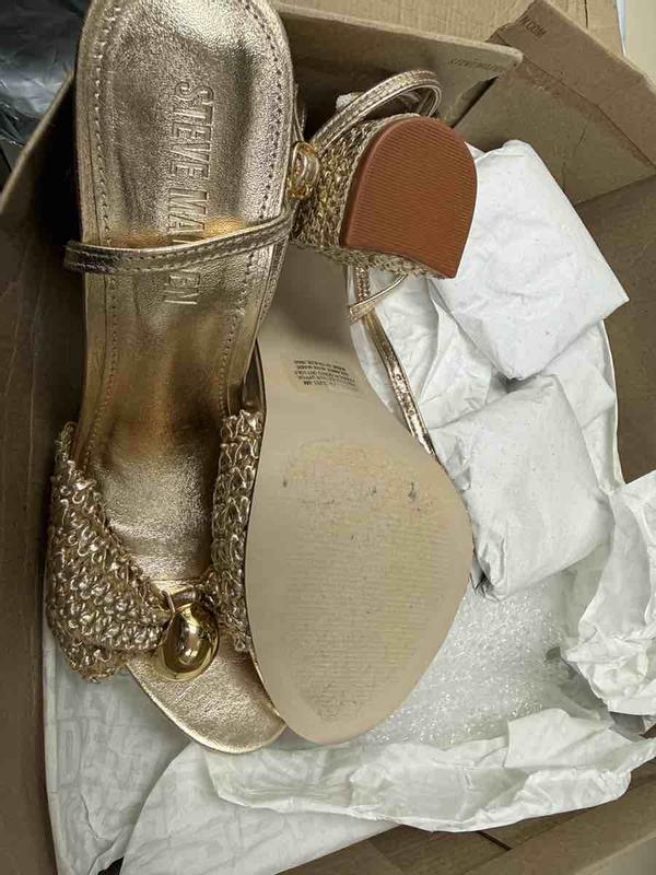 Customer photo for "Received worn/used"