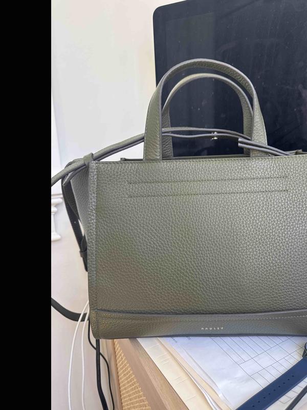 Review Thumbnail Image 0 249391215