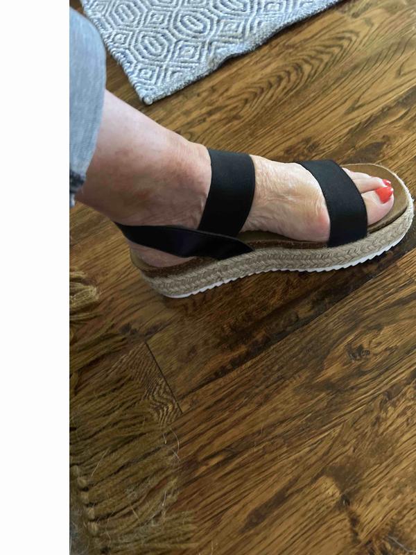 love this sandal but it runs small