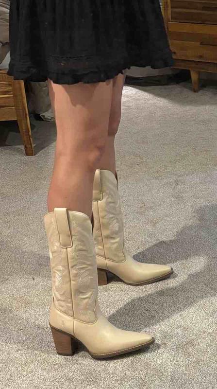 Customer photo for "comfortable and true to size"