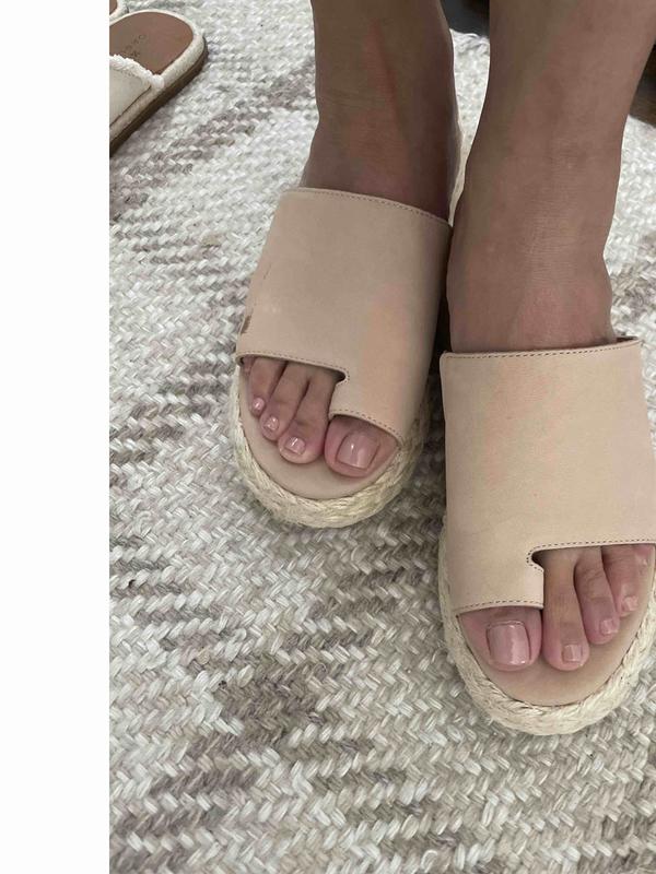 Review Thumbnail Image 0 218390816