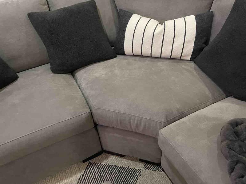 Review Thumbnail Image 0 239099055