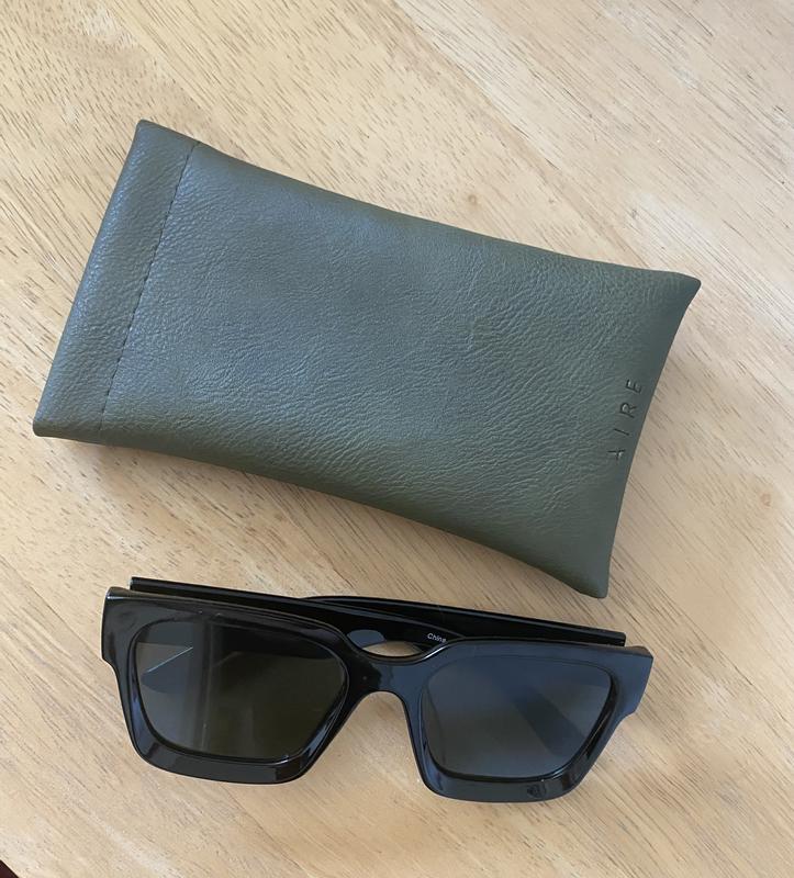 Review Thumbnail Image 0 217593984