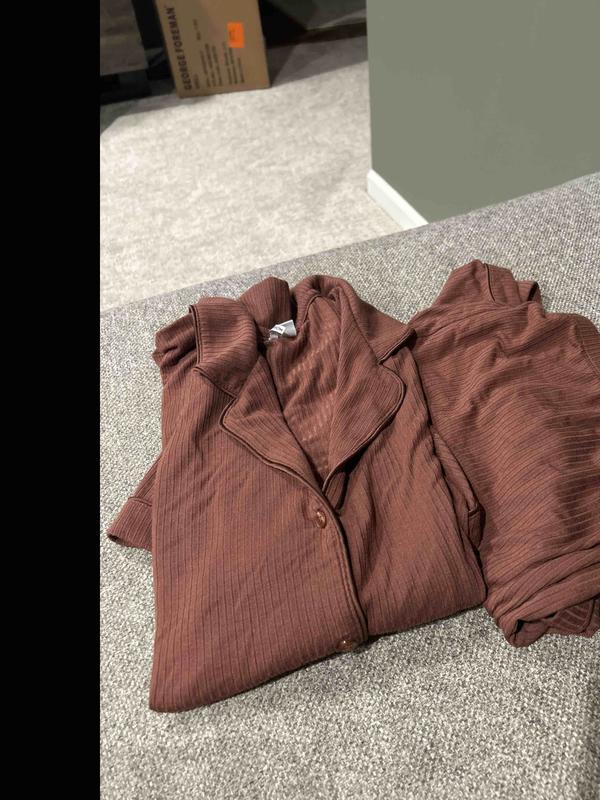 Customer photo for "Color more brown than photo"