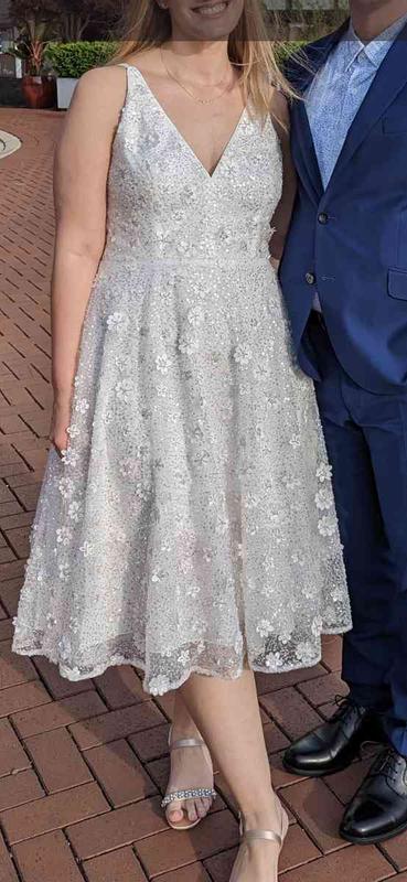 Review Thumbnail Image 0 229289417