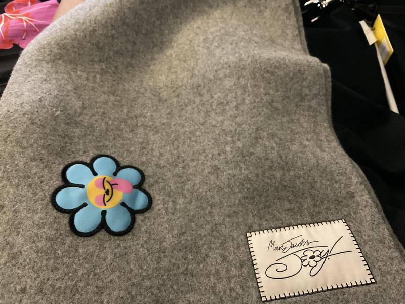 Review Thumbnail Image 2 244769450