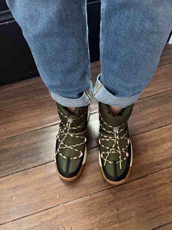 Review Thumbnail Image 0 245818660