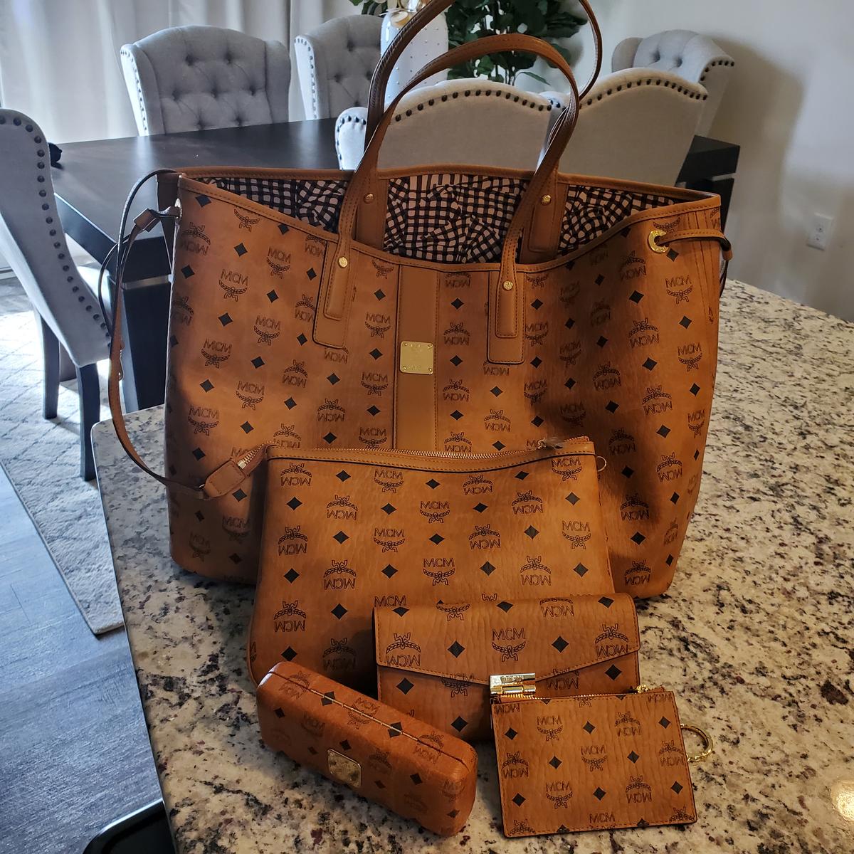 Review Thumbnail Image 3 202844348