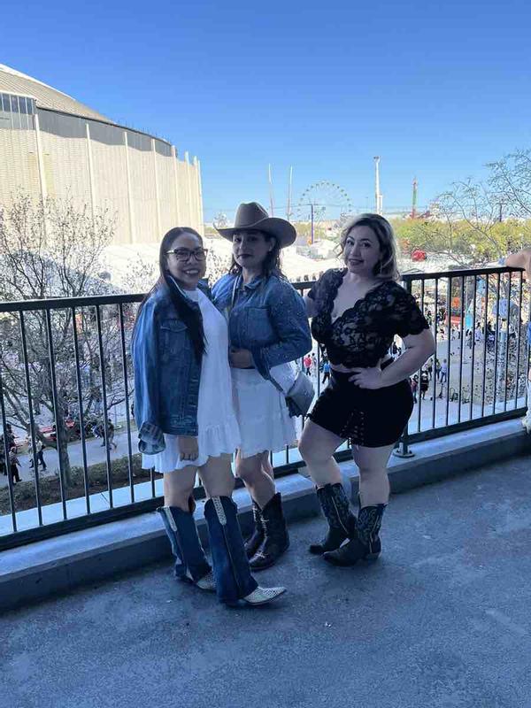 Review Thumbnail Image 0 240895757