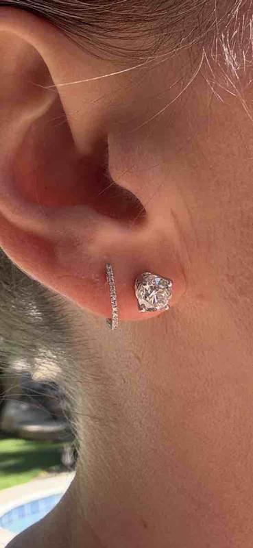 Review Thumbnail Image 0 245555419