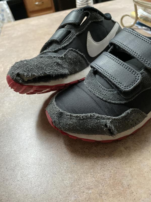 Disposable shoes, really bad