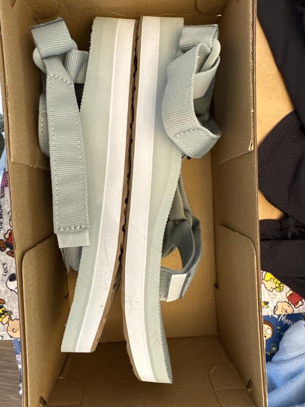 Customer photo for "Better quality control please"