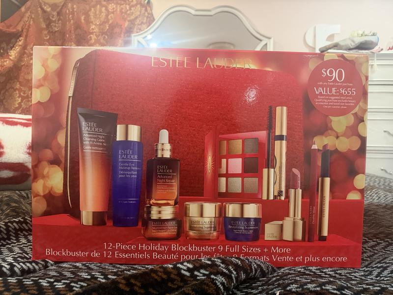 Customer photo for "Estée Lauder holiday set"