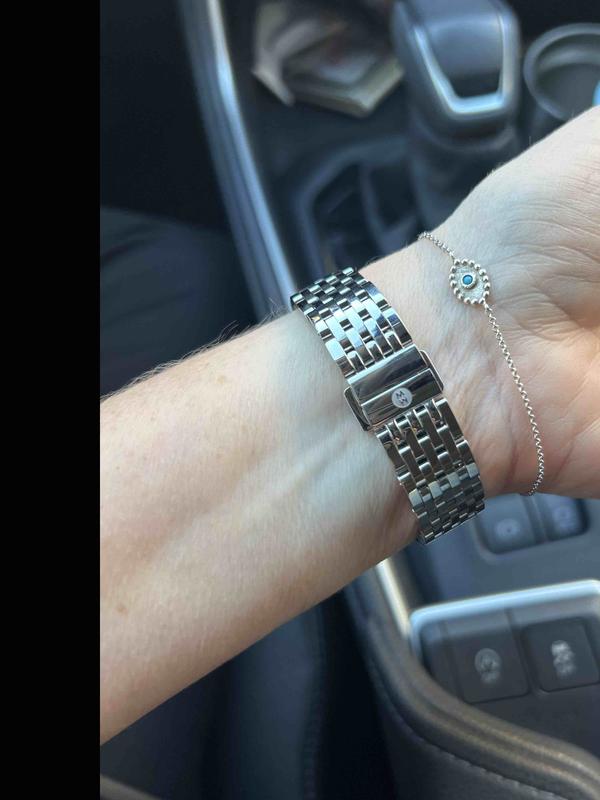 Review Thumbnail Image 0 245666154