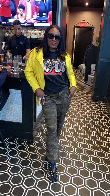 Review Thumbnail Image 0 232399821