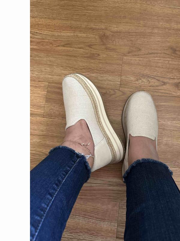 Review Thumbnail Image 0 235584713