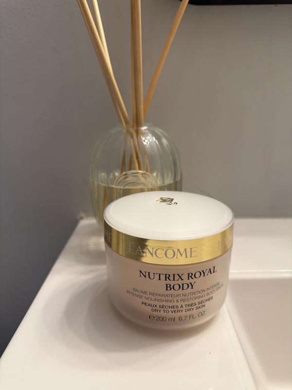 Customer photo for "Boujie auntie without the white diamond smell"
