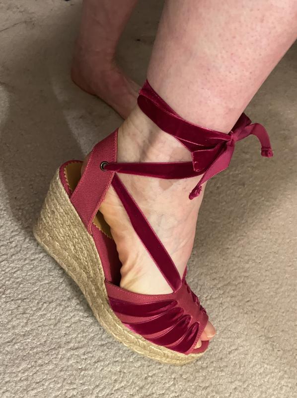 Review Thumbnail Image 0 236355137