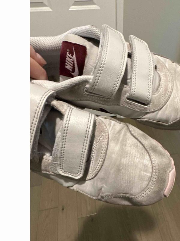 Customer photo for "terrible quality do not  bother"
