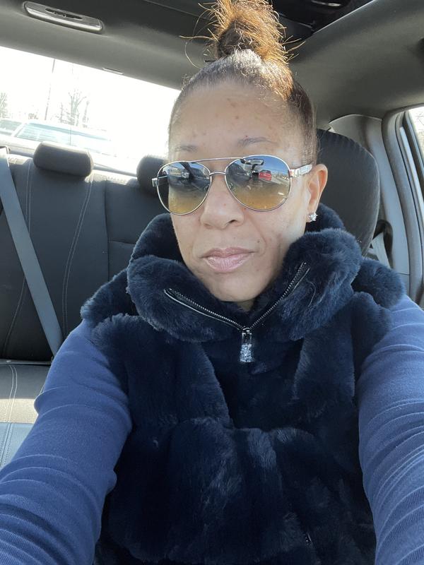 Review Thumbnail Image 0 215215415