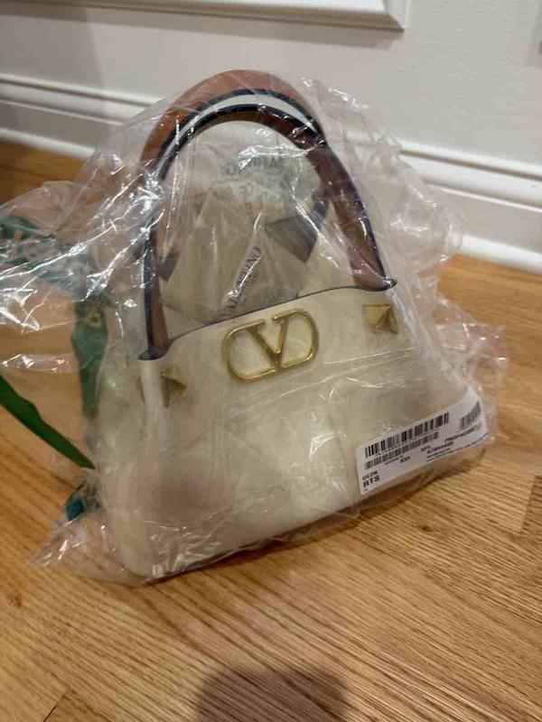 Review Thumbnail Image 1 251195872