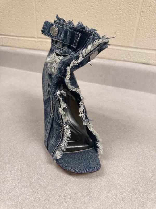 Review Thumbnail Image 0 241102312