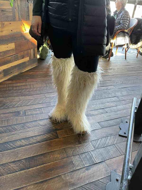 Review Thumbnail Image 0 215197676