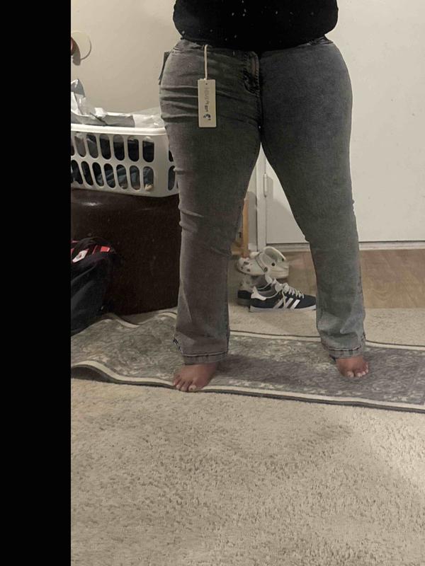 Review Thumbnail Image 1 239725563