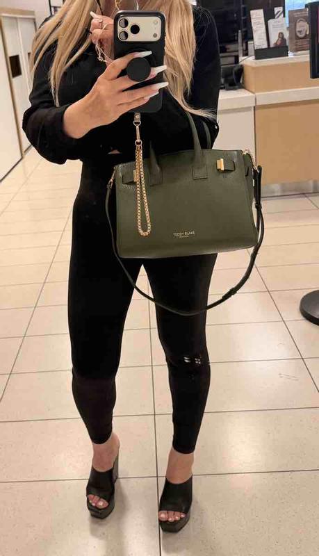 Customer photo for "fantastic  color"