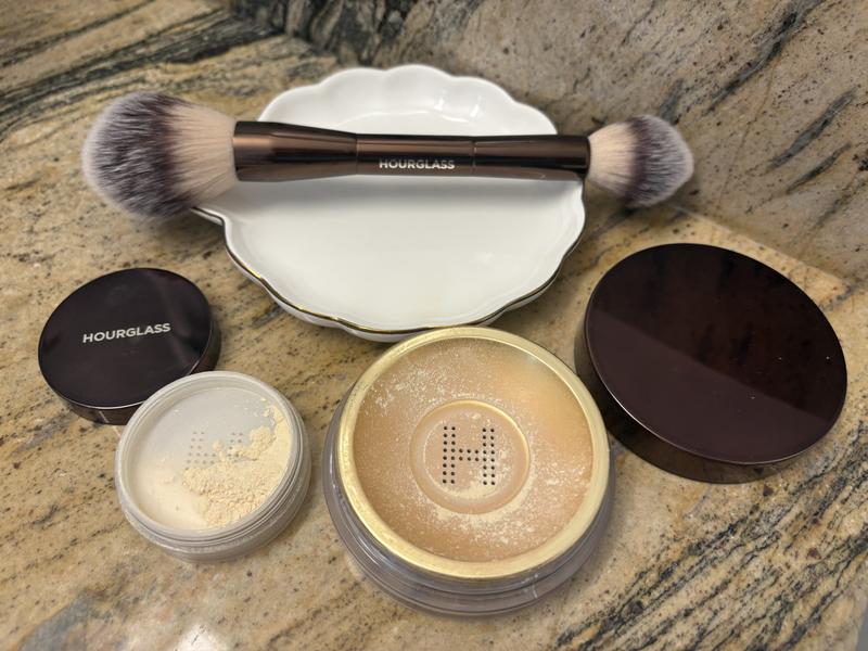 Customer photo for "my daily setting powder"