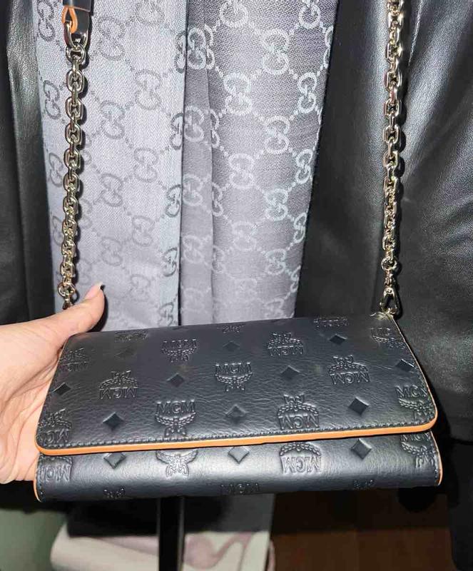 Review Thumbnail Image 1 214669573