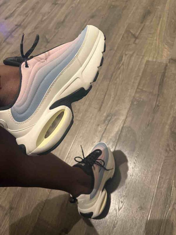 Review Thumbnail Image 0 244732502