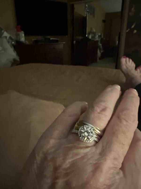 Review Thumbnail Image 0 239802194