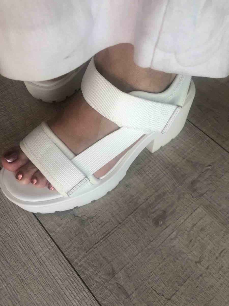 Review Thumbnail Image 0 210044414