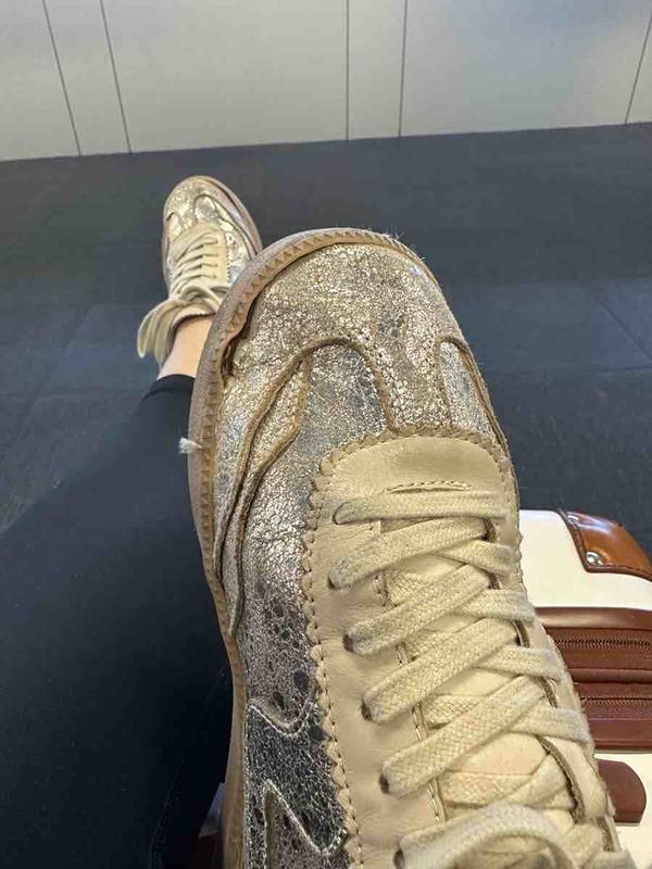 cute shoes but poorly constructed