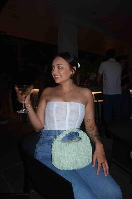 Review Thumbnail Image 1 244456287