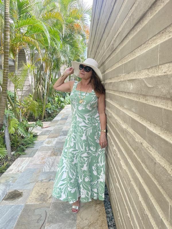 Review Thumbnail Image 1 242635371