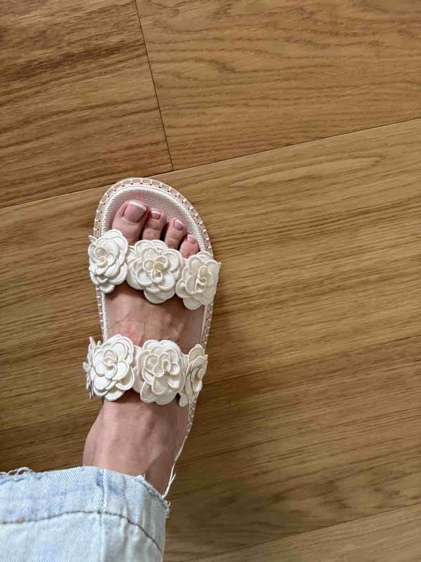 Review Thumbnail Image 0 242250155