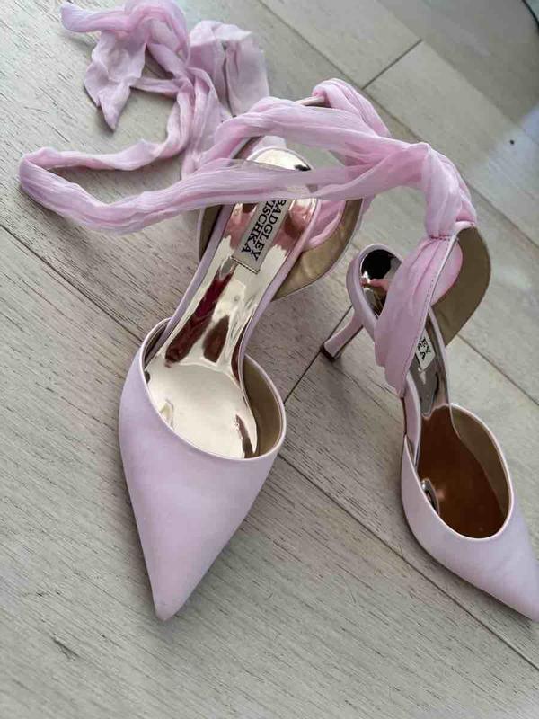 Customer photo for "The most elegant shoe"
