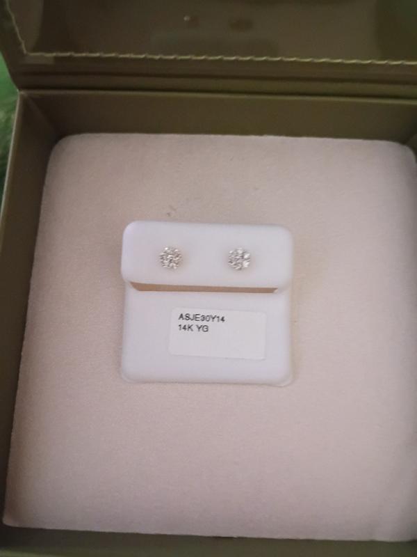 Review Thumbnail Image 0 248876526