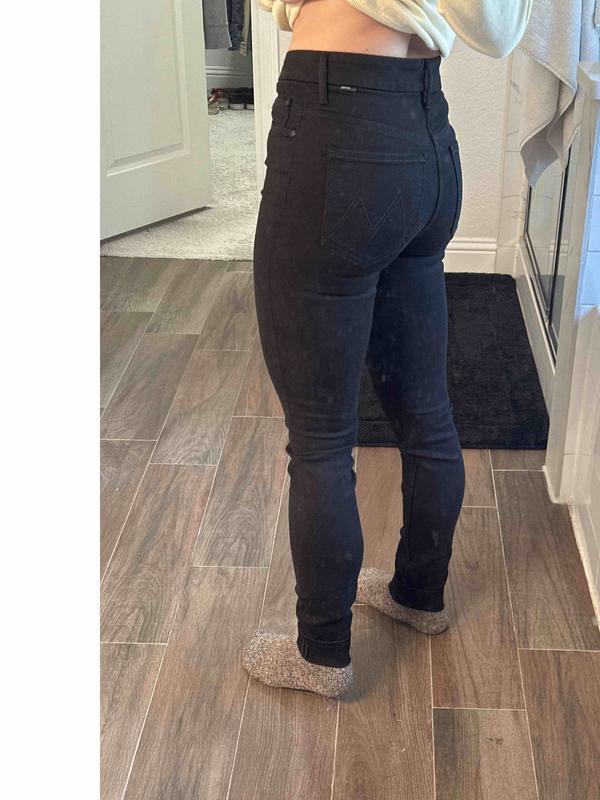 Review Thumbnail Image 0 231577546