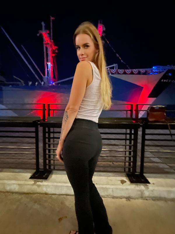 Review Thumbnail Image 0 220961382