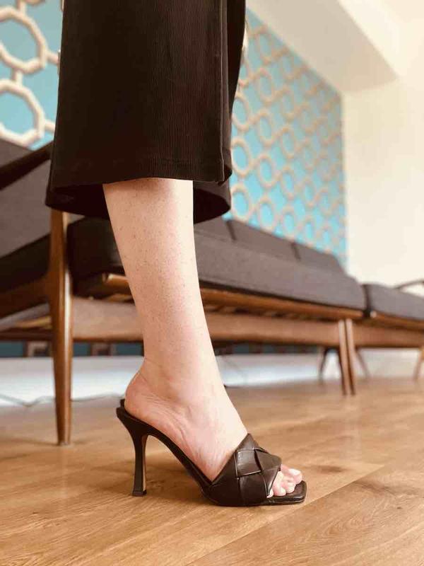 THE perfect on trend summer shoe!