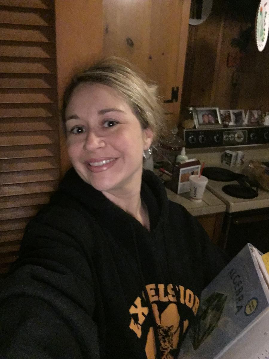 Review Thumbnail Image 0 195895028