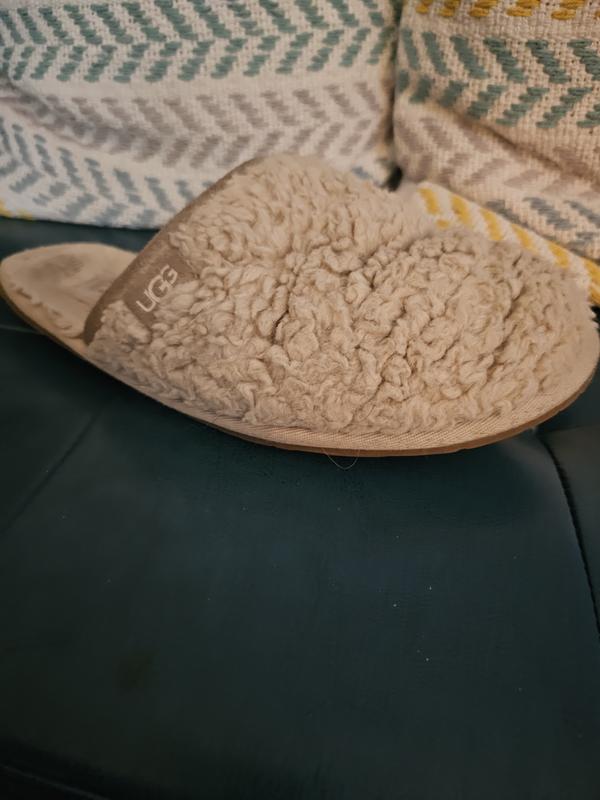Customer photo for "Ugg Fluffette - Not Machine Washable"